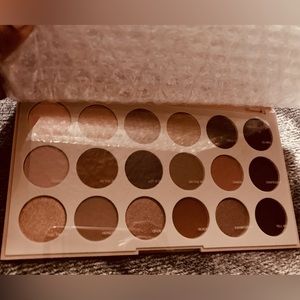 Shadow palette